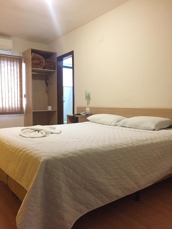 Hotel Dom Thomaz Jaguariaíva エクステリア 写真