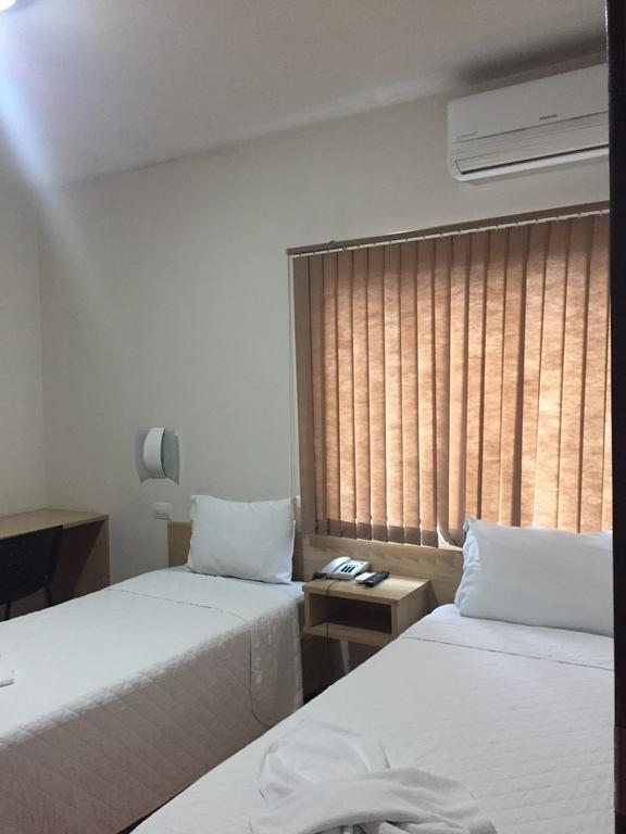 Hotel Dom Thomaz Jaguariaíva エクステリア 写真
