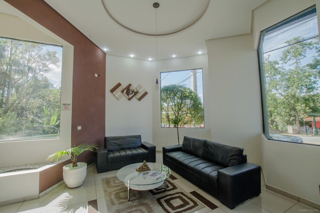Hotel Dom Thomaz Jaguariaíva エクステリア 写真