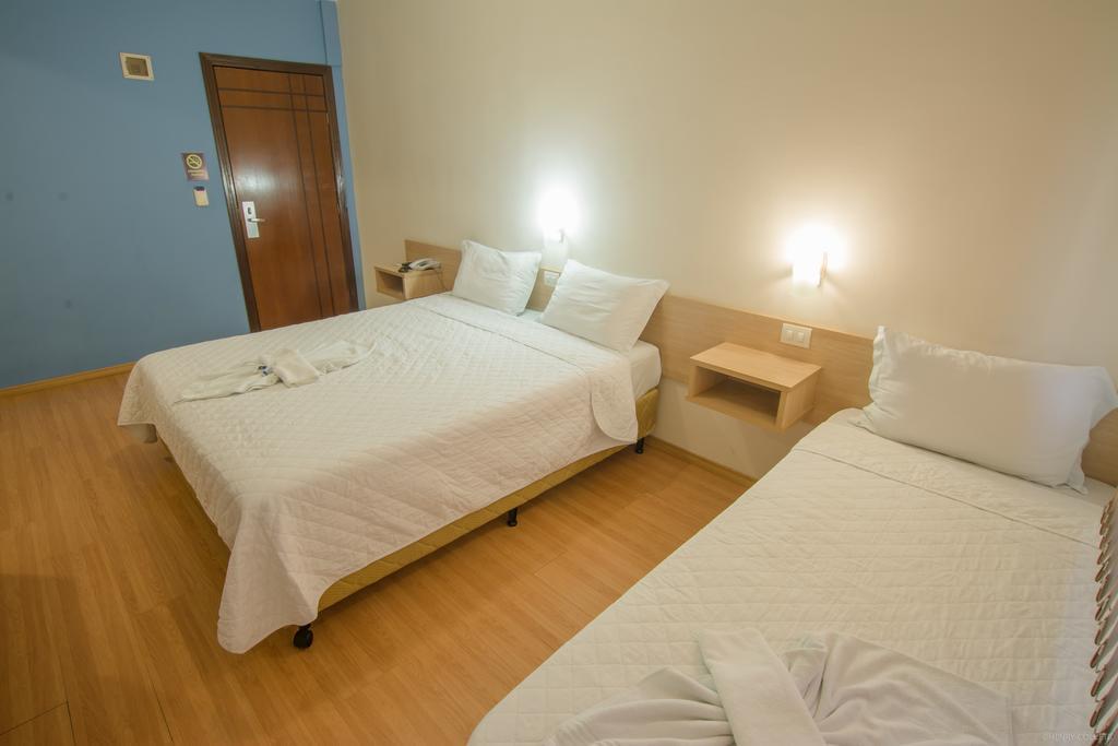 Hotel Dom Thomaz Jaguariaíva エクステリア 写真